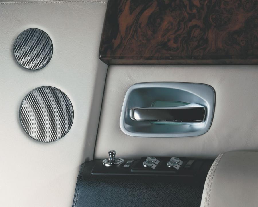  Rolls-Royce Phantom 2007 года  (фото 96 из 102)